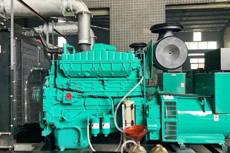 康明斯發(fā)電機(jī)組的機(jī)油怎么選擇好?
